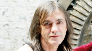 malcolm young ill 300x1681