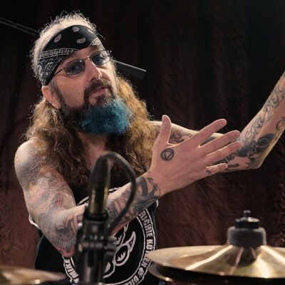 Mike Portnoy: «Я бы не отправился в тур в честь 40-летия DREAM THEATER, если б та песня в свое время не взорвала Америку»