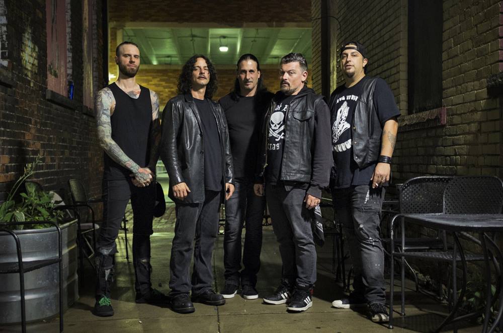 Silvertomb